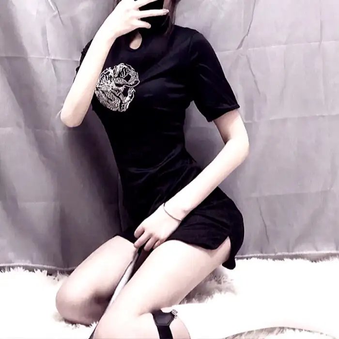 隔壁的男孩杀过来
