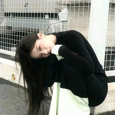 左轮百合
